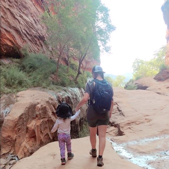 Meet your Posher, Casey - Picture 1 of 1